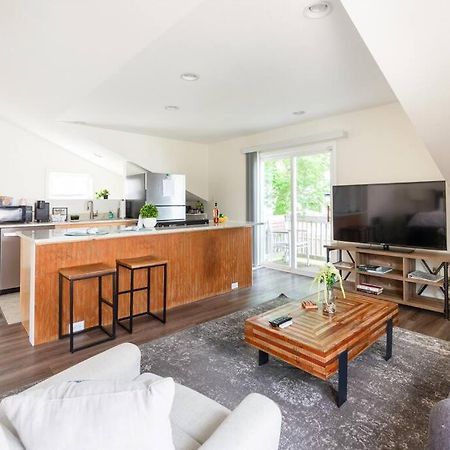 Studio Suite 5 Minutes To Downtown インディアナポリス エクステリア 写真